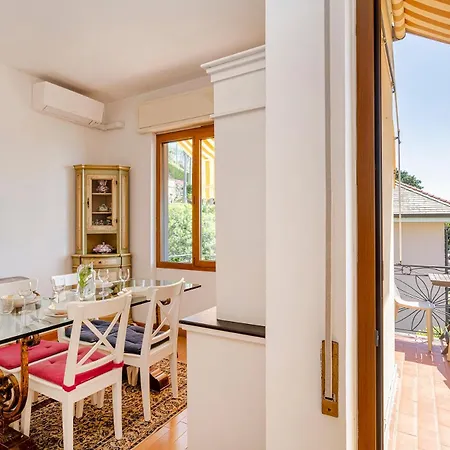 Giovo Sea View Balcony By Wonderful Italy 아파트